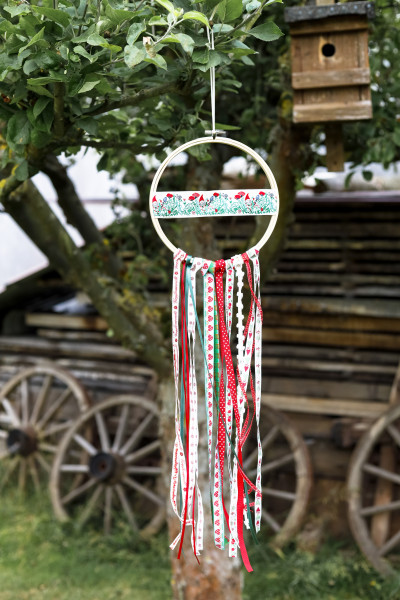 Webbänder Bänderpaket "Zwergenwiese" acufactum Bändermix rot